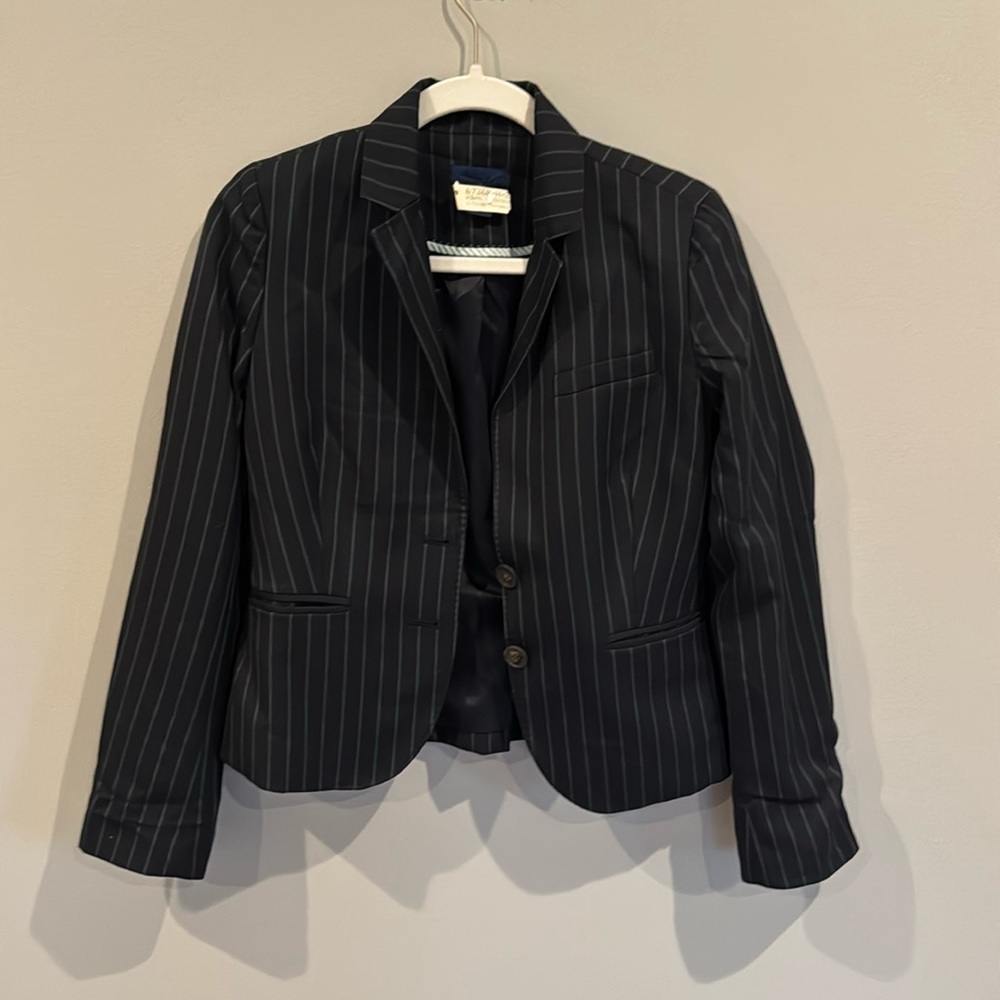 Jcrew size 2 blazer. Navy with green piping